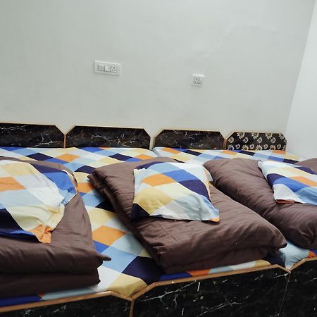 Hotel Narayana Residency Gupta Kashi Bagian luar foto