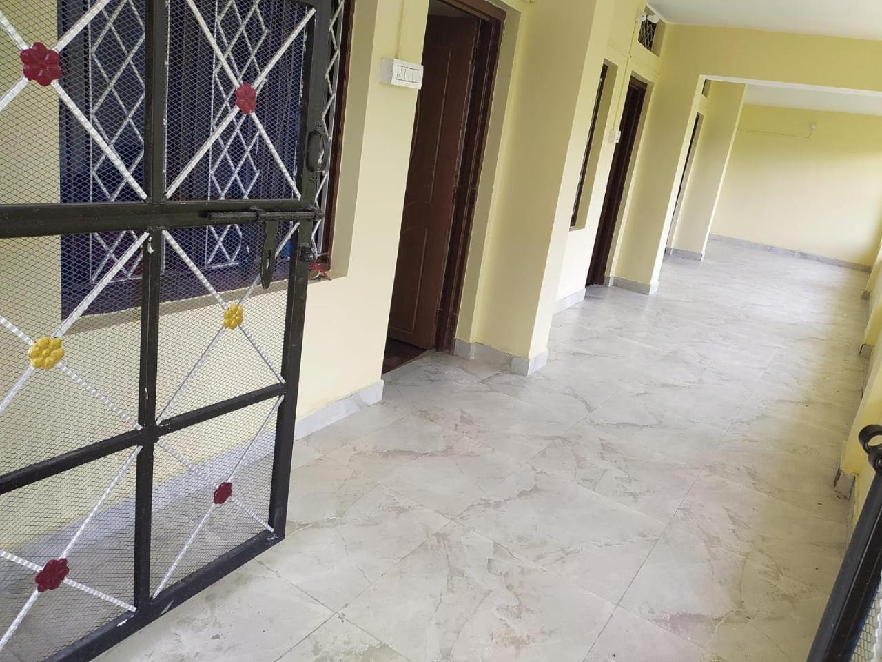 Hotel Narayana Residency Gupta Kashi Bagian luar foto